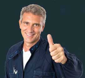 Auto electrician diagnosing rockhampton