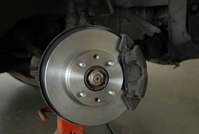 Brake rotor with caliper
